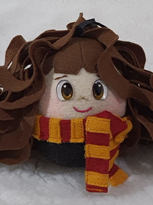 Bolinha hermione em feltro