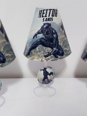 Centro de mesa abajur pantera negra com led