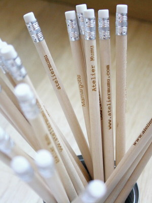 Lápis eco personalizado com borracha