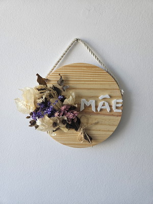 Mosaico palavra com flores - mãe