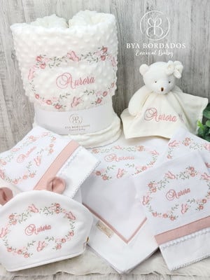 Kit enxoval bebê bordado borboletas