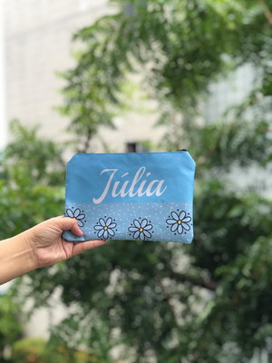 Necessaire slim personalizada com nome estampa floral mãe