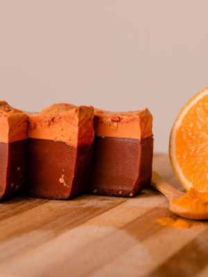 Sabonete de açafrão e laranja doce