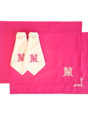 Kit 2 americanos + 2 guardanapos bordados monogramas