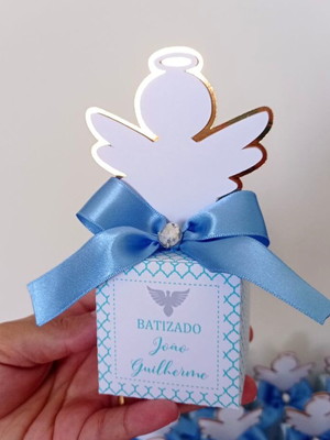 Caixa cubo com aplique anjo batizado