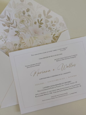 Convite casamento forrado champanhe com dourado