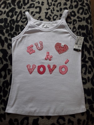 Camiseta regata com bordado em patch apliqué