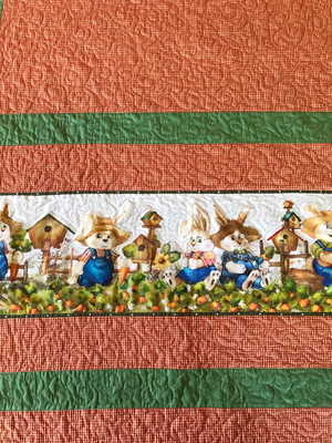 Trilho de mesa páscoa na fazenda do sr.coelho