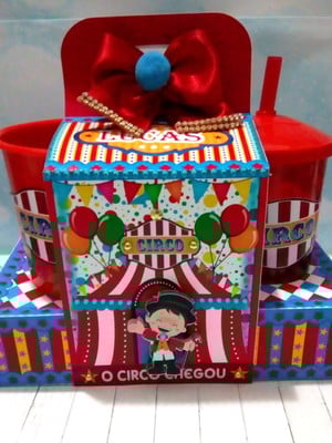 Kit cineminha circo (balde + copo)
