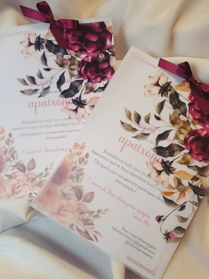 Convite casamento papel vegetal marsala