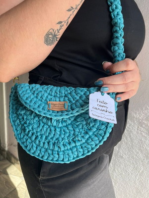 Bolsa pochete em crochet