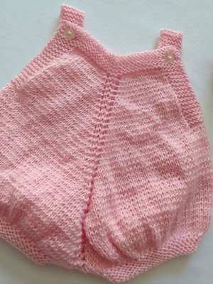 Body para bebê de tricô