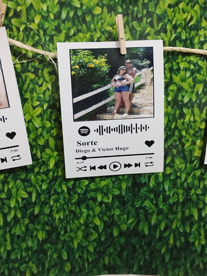 Foto polaroid spotify com ima para geladeira