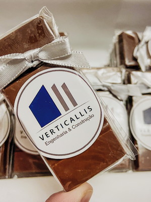 Barrinha de chocolate ao leite personalizada logomarca