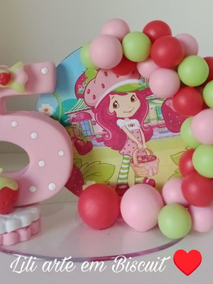Topo de bolo moranguinho biscuit
