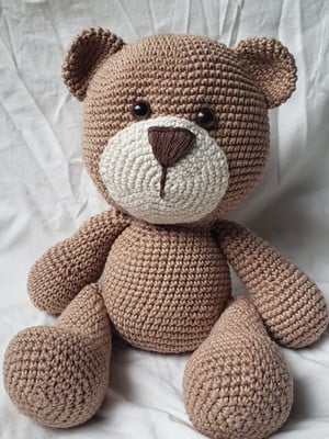 Urso em amigurumi 30 cm