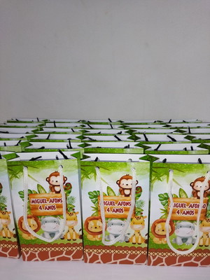 Kit com 10 mini sacolinhas safari