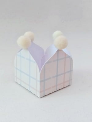 Forminha pompom quadriculada amarelo candy (12 unidades)