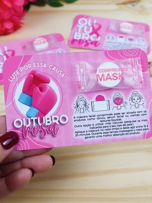 Card com máscara facial desidratada- outubro rosa