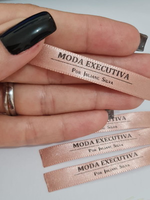 Etiqueta de cetim personalizada luxo! 1x7 cm para costurar.