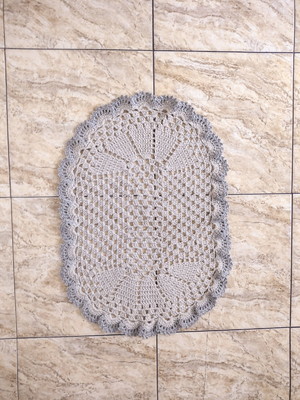 Tapete de croché oval barbante