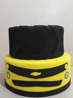 Bolo fake carro amarelo (venda) bolo pneu