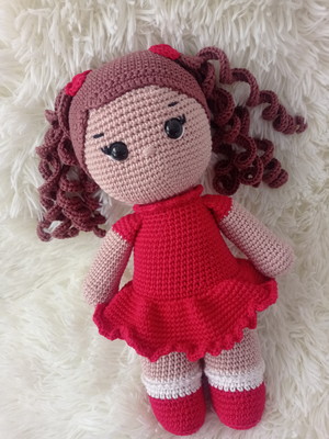 Boneca lili amigurumi