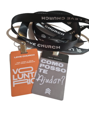 40 crachás e 40 cordões 20mm personalizados arg e jacaré