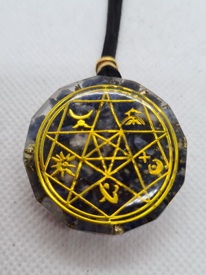 Orgonite colar pentagrama