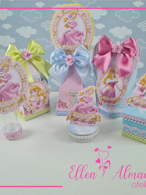 Kit 60 lembrancinhas personalizadas bela adormecida/ aurora