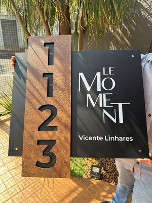 Algarismo residencial acm com acm corten personalizado 65x70