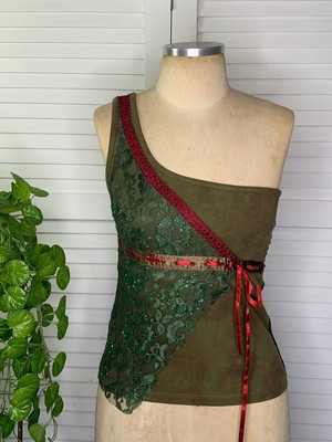 Blusa feminina em malha tiedye verde e marrom estilo boho