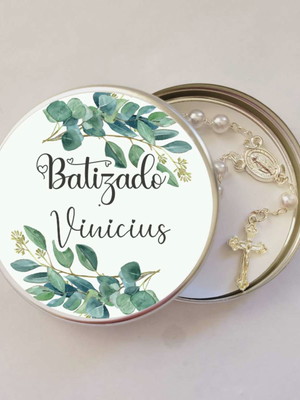 Latinha com mini terço batizado