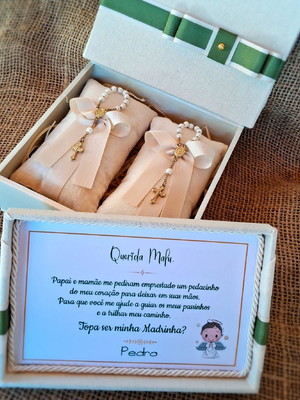 Caixa anúncio de gravidez/avós - 2 sachês com terço (neutro)