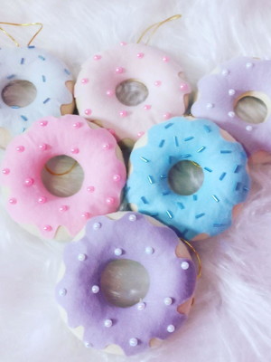 Pingente donnuts natal tom pastel
