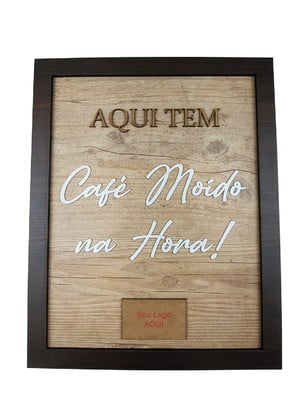 Placa personalizada com frase e logotipo