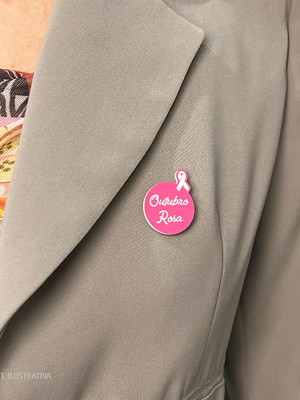 Pin magnético outubro rosa