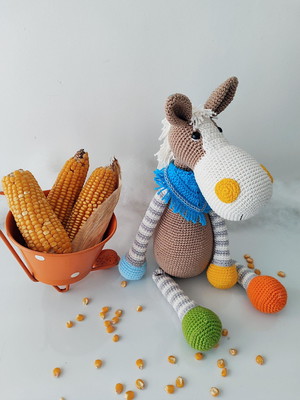 Cavalinho em amigurumi