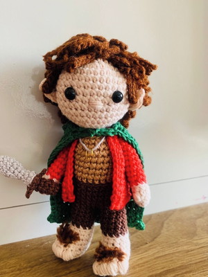 Frodo em amigurumi