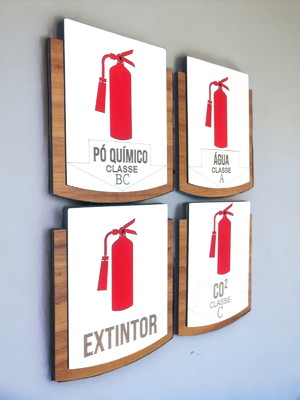 Kit placa de sinalização | extintor com 4 peças mdf 15x13cm