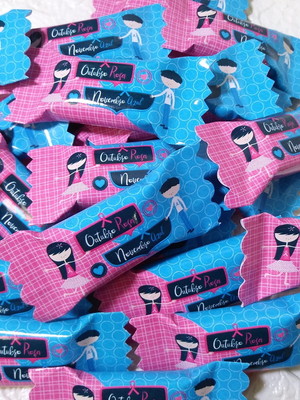 200 balas personalizadas - outubro rosa novembro azul