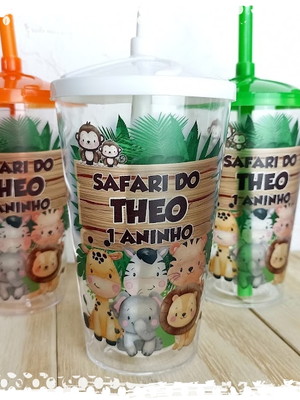 Copo personalizado com tampa e canudo 500 ml