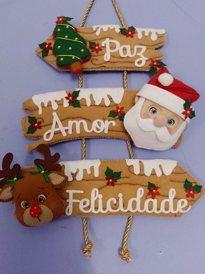 Enfeite de porta guirlanda de natal em feltro