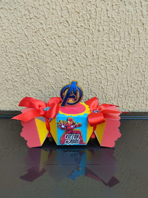Caixa bala personalizada vingadores