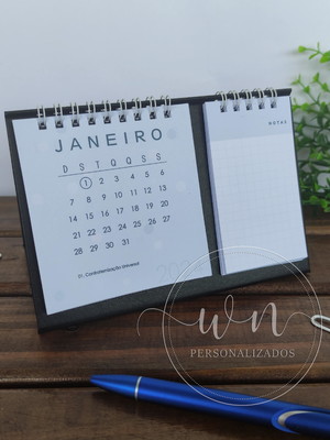 Calendário de mesa com anotações 2024 - preto