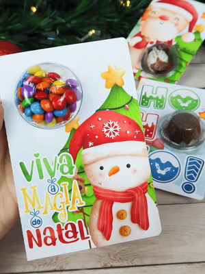 Cartão com coloreti natal