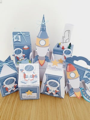 Kit papelaria personalizada astronautas