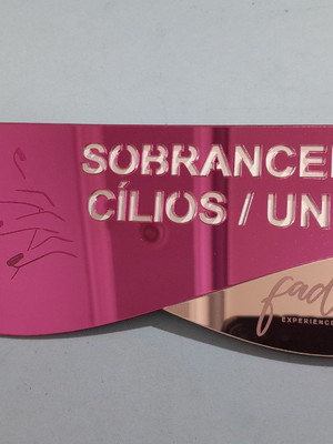 Placa de identificação personalizada