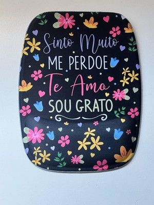 Mouse pad retangular com apoio preto com frase