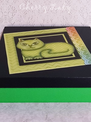 Caixa decorada gatinho verde